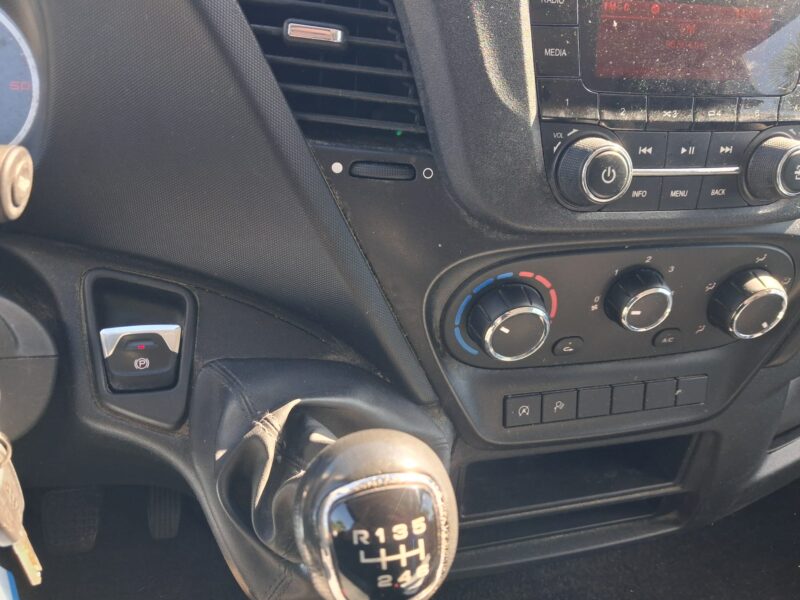 Iveco Daily Furgonato TETTO ALTO KM: 165.197 - immagine 14
