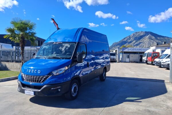 Iveco Daily Furgonato TETTO ALTO KM: 165.197 - immagine 3