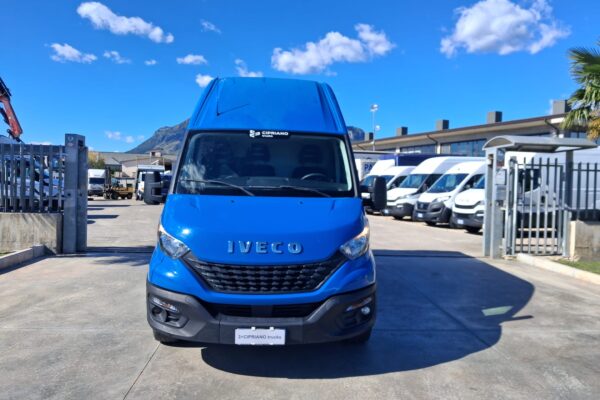 Iveco Daily Furgonato TETTO ALTO KM: 165.197 - immagine 5