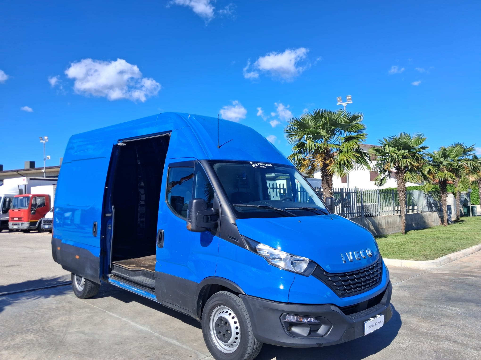 Iveco Daily Furgonato TETTO ALTO KM: 165.197 - immagine 7
