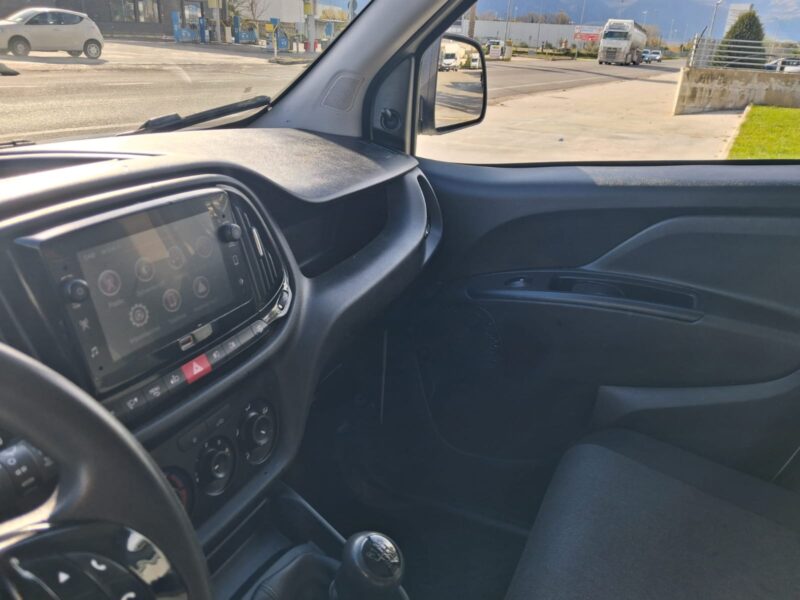 Fiat Doblò Furgonato MAXI 3 Posti - immagine 11