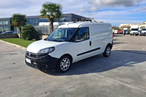 Fiat Doblò Furgonato MAXI 3 Posti - immagine 16