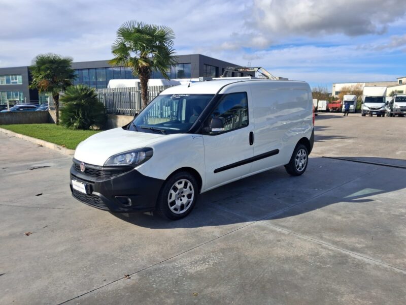 Fiat Doblò Furgonato MAXI 3 Posti - immagine 16