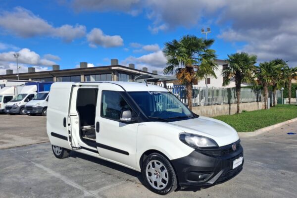Fiat Doblò Furgonato MAXI 3 Posti - immagine 4