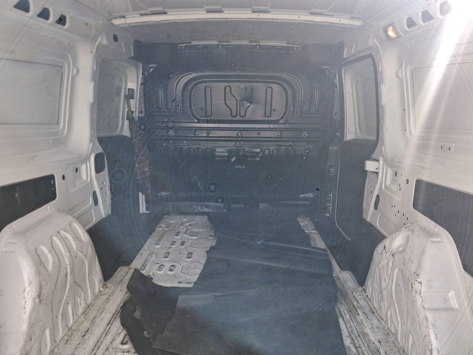 Fiat Doblò Furgonato MAXI 3 Posti - immagine 7