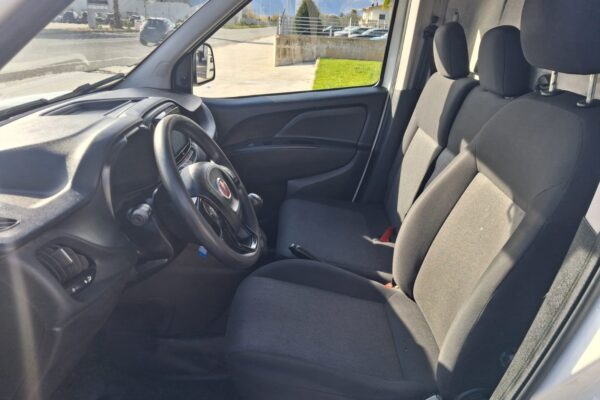 Fiat Doblò Furgonato MAXI 3 Posti - immagine 8