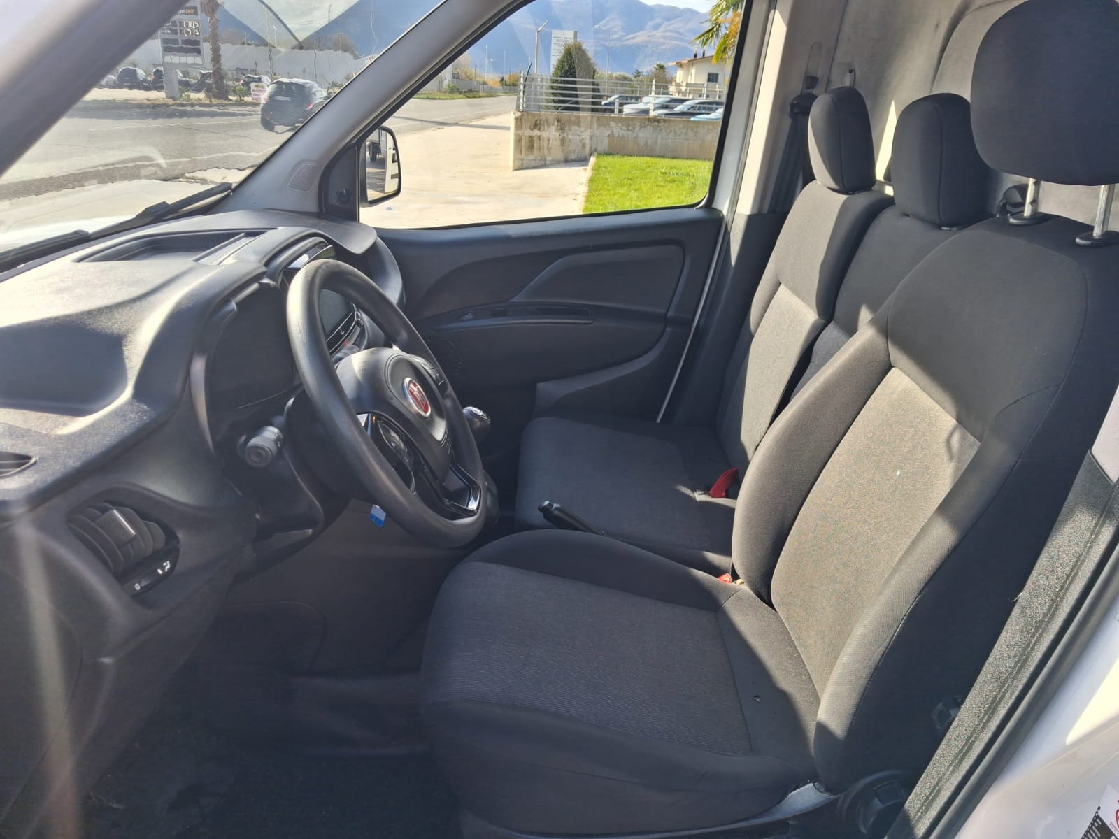 Fiat Doblò Furgonato MAXI 3 Posti - immagine 8