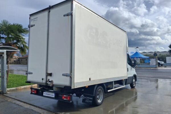 Iveco Daily 35c16 CASSONATO KM: 190.000 - immagine 3