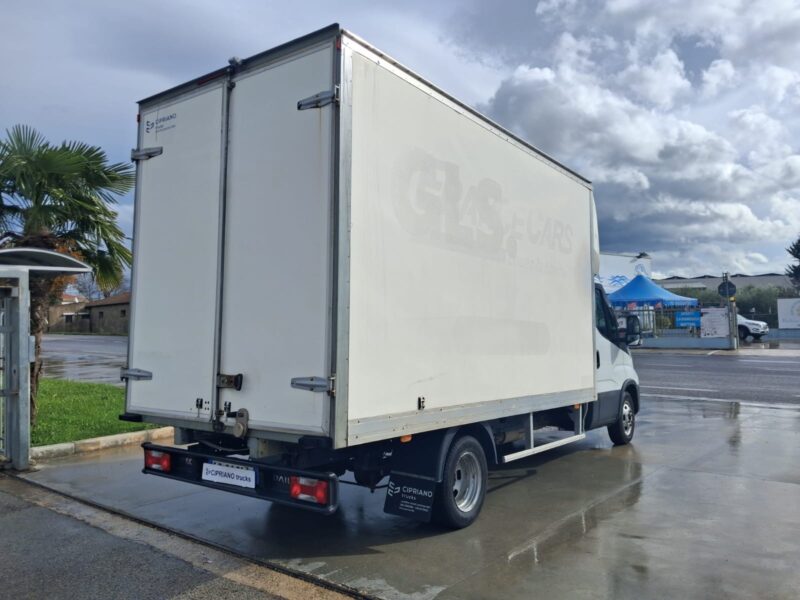 Iveco Daily 35c16 CASSONATO KM: 190.000 - immagine 3