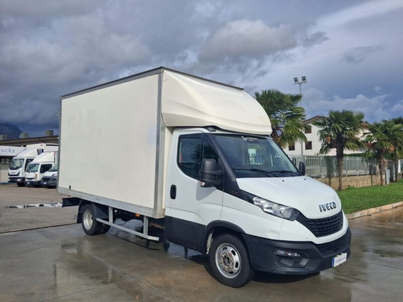 Iveco Daily 35c16 CASSONATO KM: 190.000 - immagine 5
