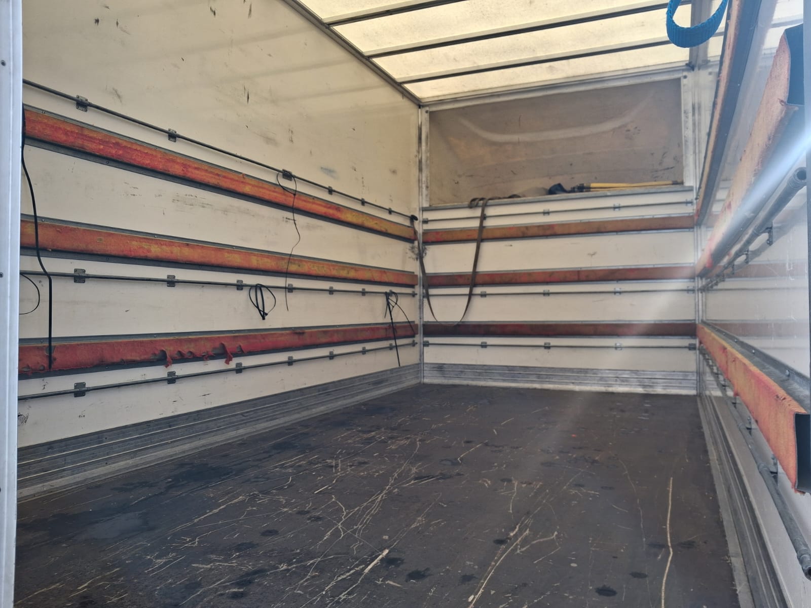 Iveco Daily 35c16 CASSONATO KM: 190.000 - immagine 8