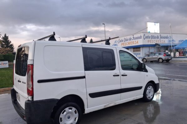 Fiat Scudo 6 Posti Furgonato - immagine 12