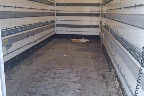 Iveco Eurocargo Furgonato con Sponda KM: 174.500 - immagine 7