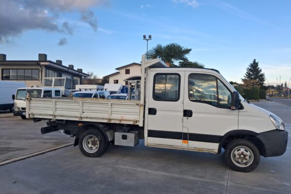 Iveco Daily Doppia Cabina Ribaltabile - immagine 11