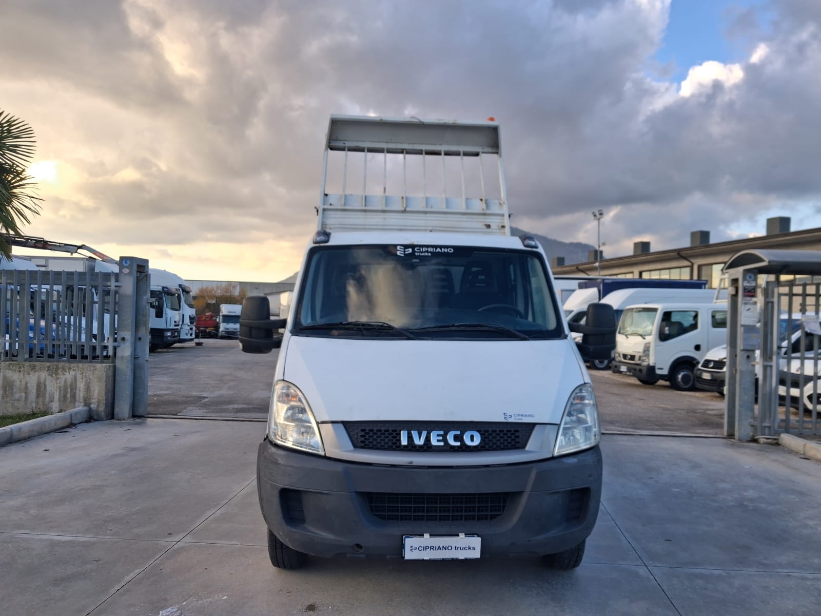 Iveco Daily Doppia Cabina Ribaltabile - immagine 3