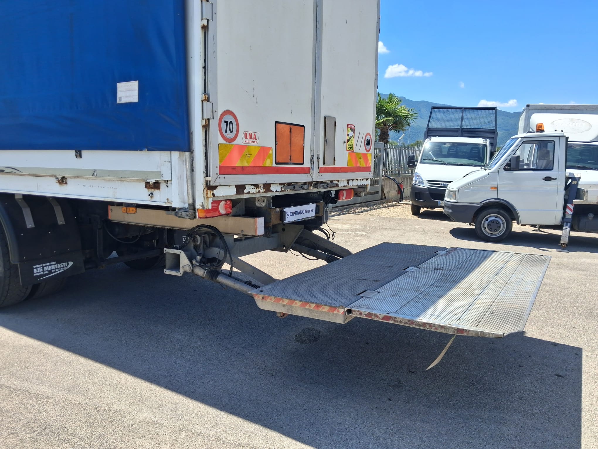 Iveco Eurocargo 180el28 CENTINATO CON SPONDA - immagine 15