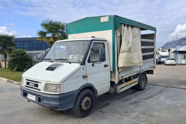 Iveco Daily Centinato Trasporto Bestiame - immagine 12