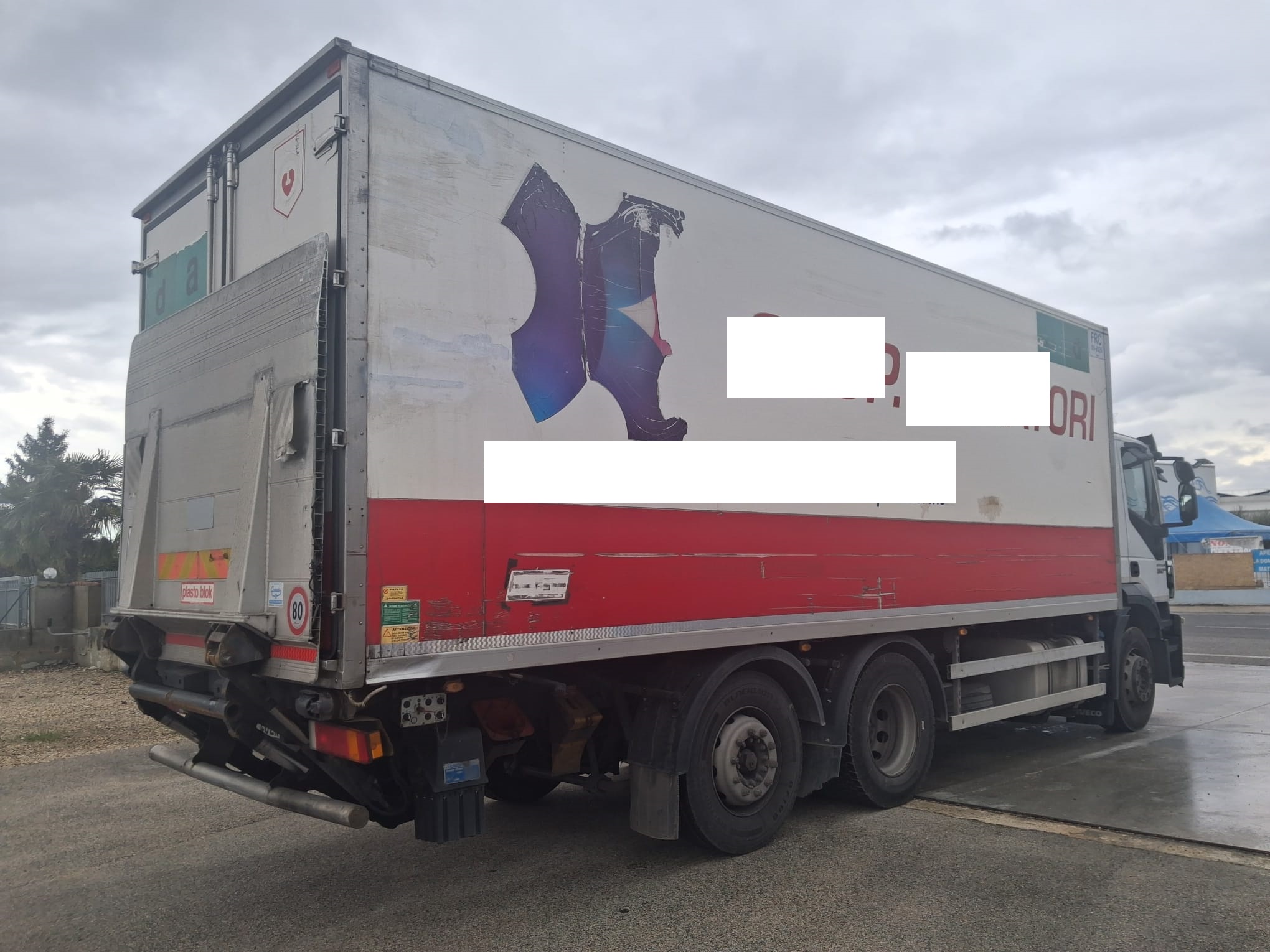 Iveco Stralis Frigorifero con Sponda Euro 6 - immagine 8