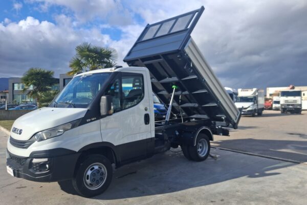 Iveco Daily RIBALTABILE TRILATERALE NUOVO - immagine 17