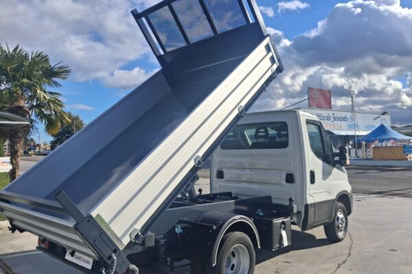 Iveco Daily RIBALTABILE TRILATERALE NUOVO - immagine 18