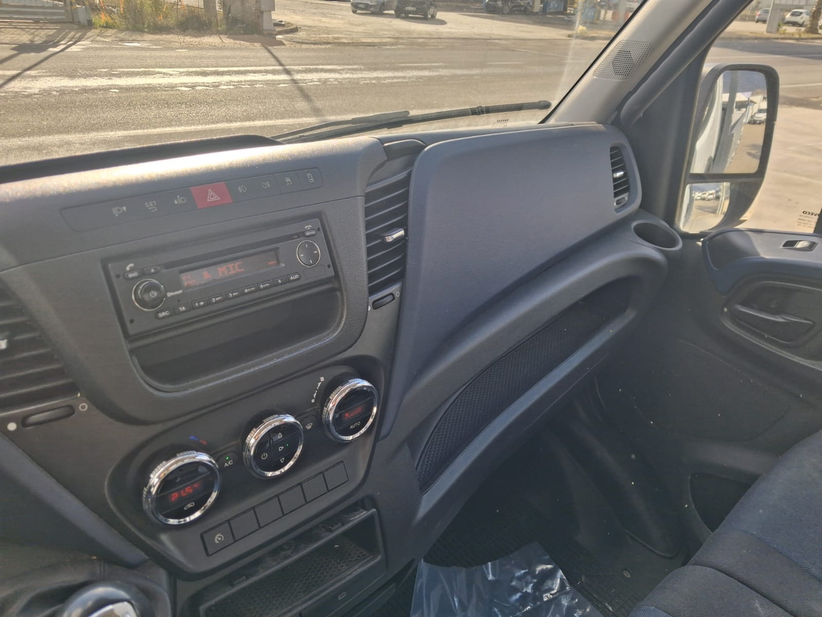 Iveco Daily RIBALTABILE TRILATERALE NUOVO - immagine 8