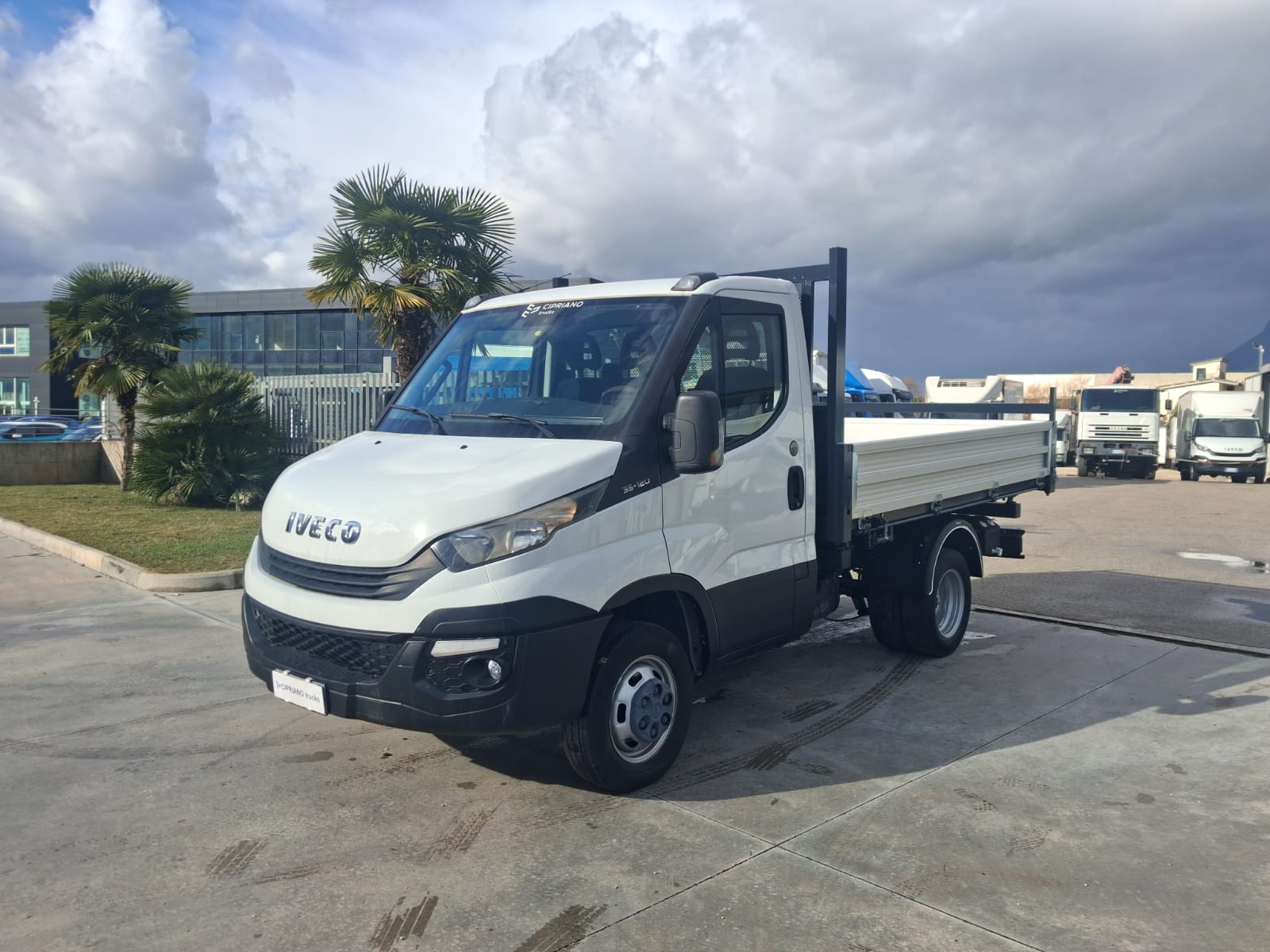 Iveco Daily RIBALTABILE TRILATERALE NUOVO - immagine 19