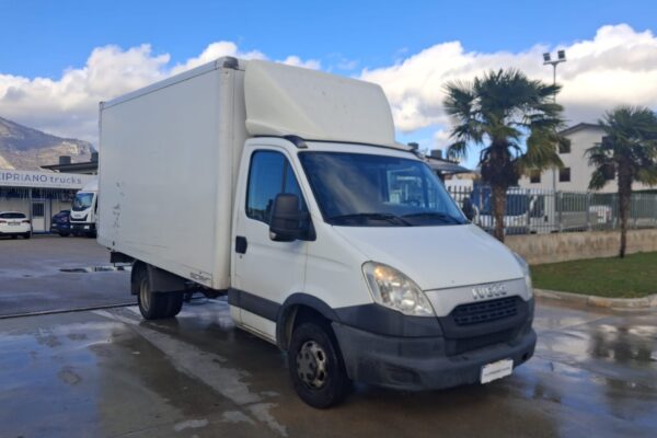 Iveco Daily 35c15 CASSONATO EURO 5B - immagine 1