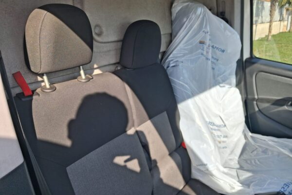 Fiat Doblò Furgonato MXI 3 POSTI 2021 - immagine 12