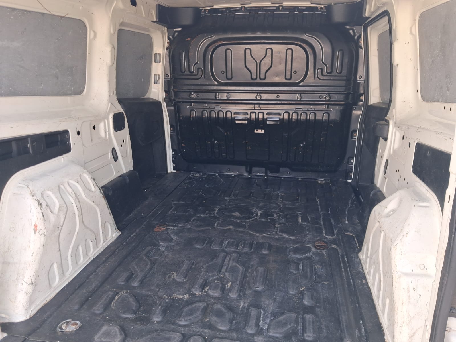 Fiat Doblò Furgonato MXI 3 POSTI 2021 - immagine 9