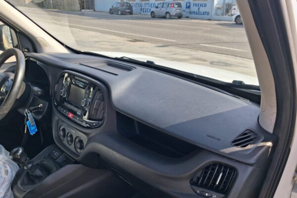 Fiat Doblò Furgonato MXI 3 POSTI 2021 - immagine 10