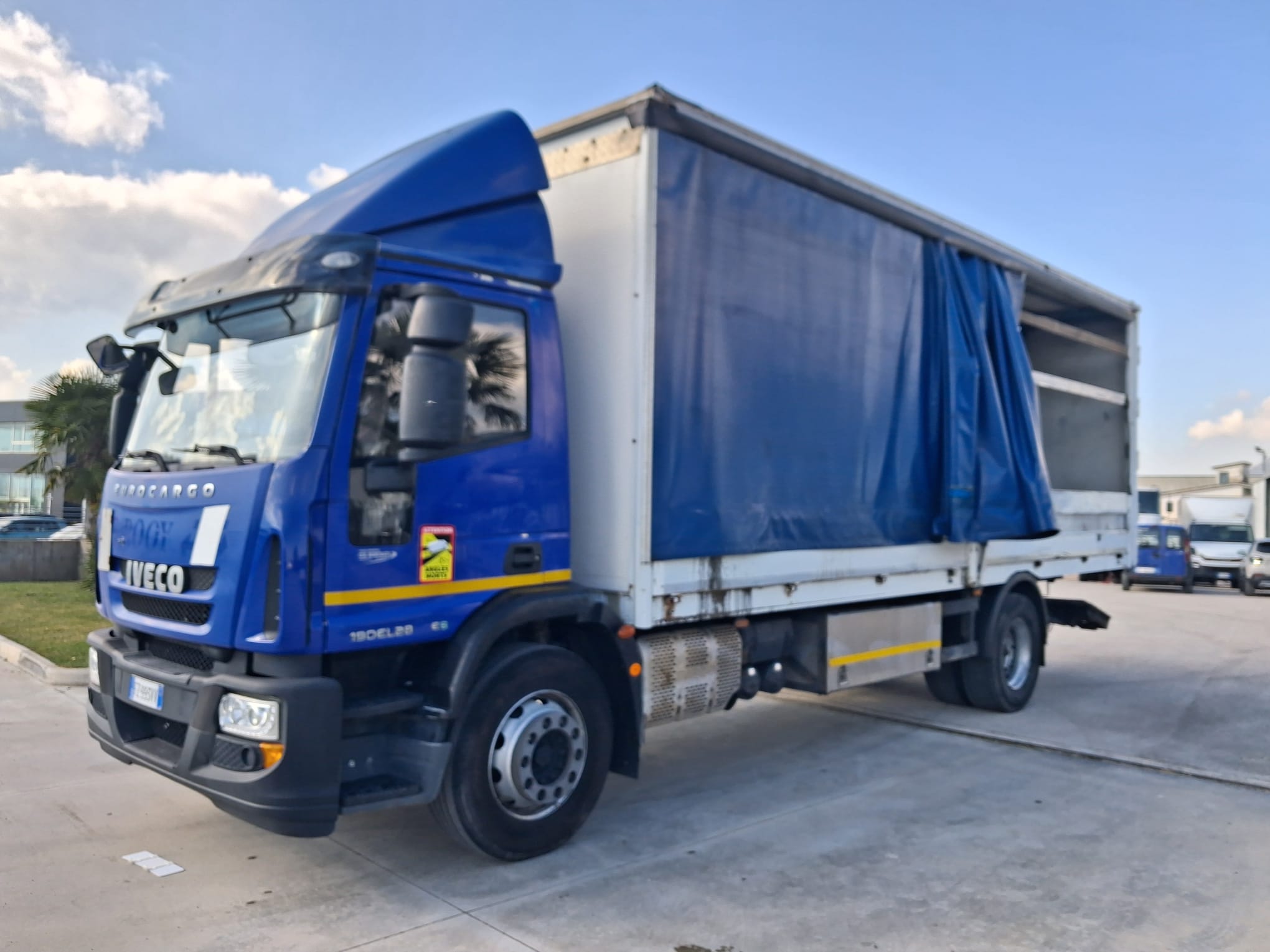 Iveco Eurocargo 180el28 CENTINATO CON SPONDA - immagine 11