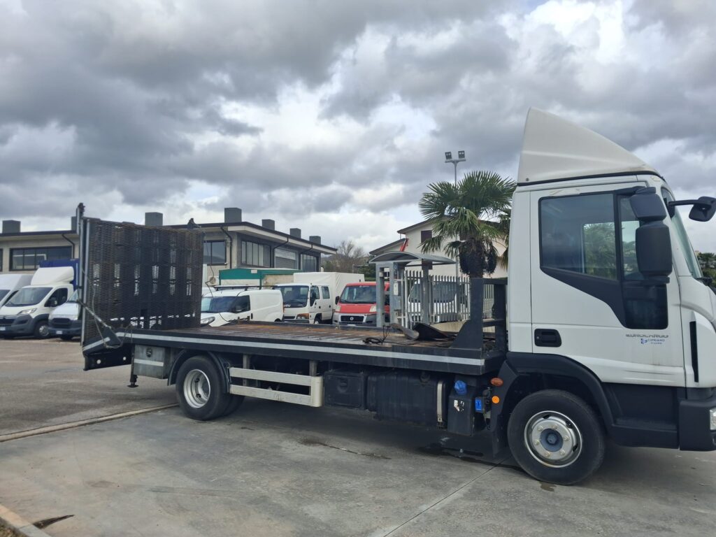 Iveco Eurocargo 100e19 PIANALE CARRELLONE