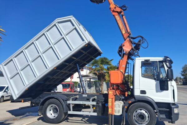 Iveco Eurocargo 150e25 K CARICATORE CON RAGNO E RIBALTABILE - immagine 15