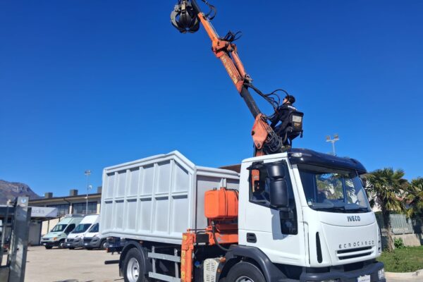 Iveco Eurocargo 150e25 K CARICATORE CON RAGNO E RIBALTABILE - immagine 6