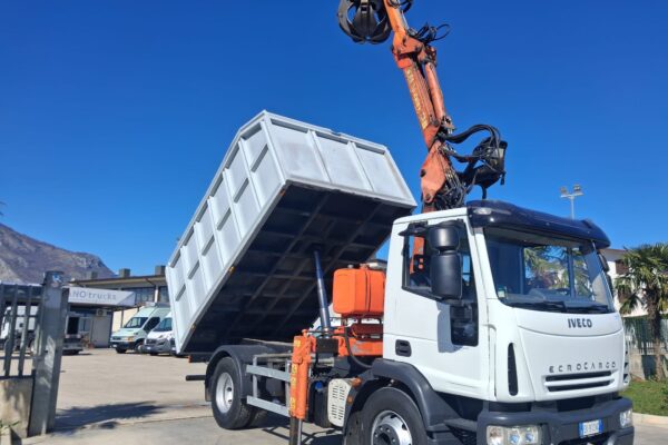 Iveco Eurocargo 150e25 K CARICATORE CON RAGNO E RIBALTABILE - immagine 10