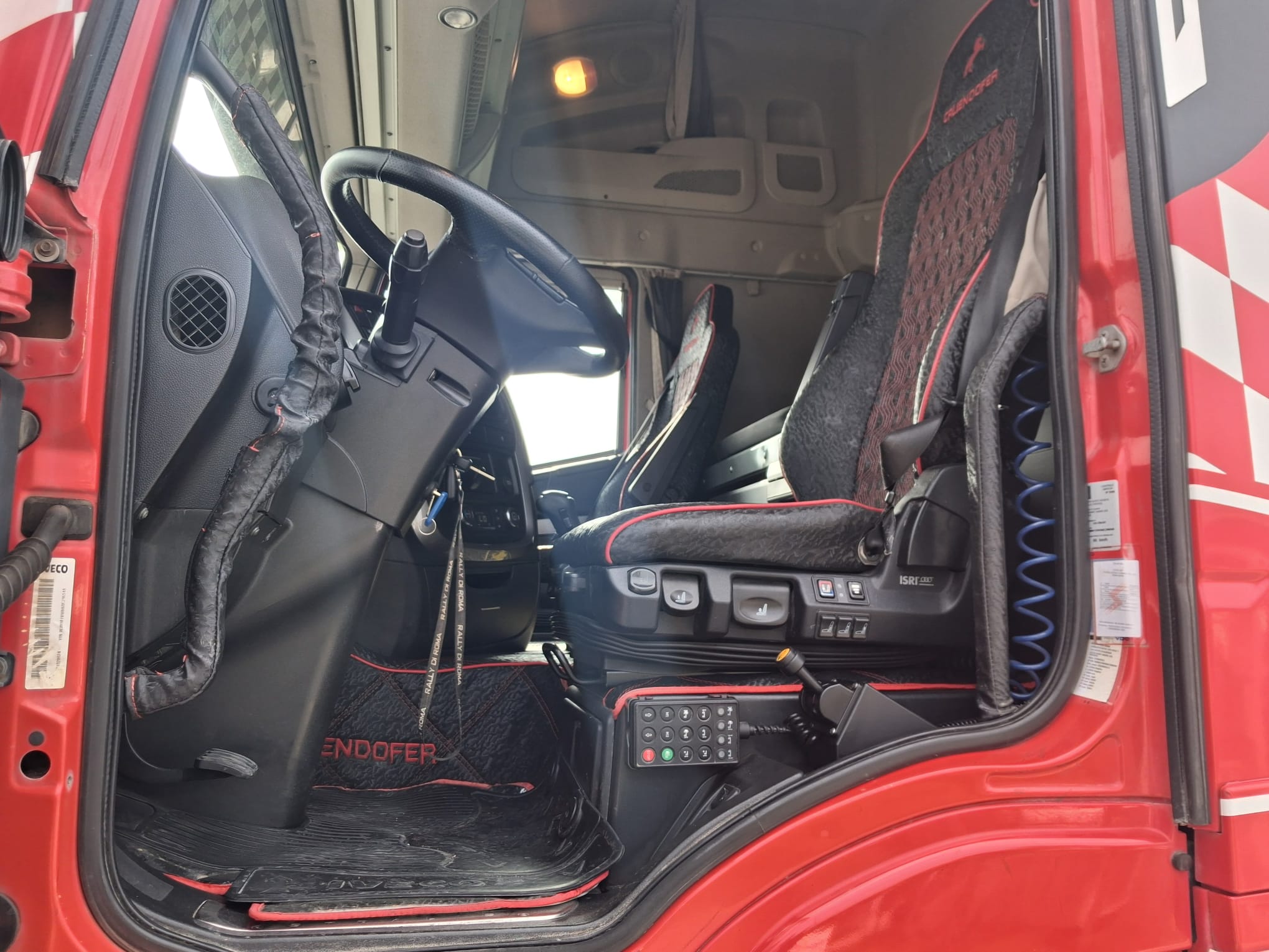 Iveco Stralis 560 TRATTORE EURO 6 CAMBIO MANUALE ZF - immagine 4