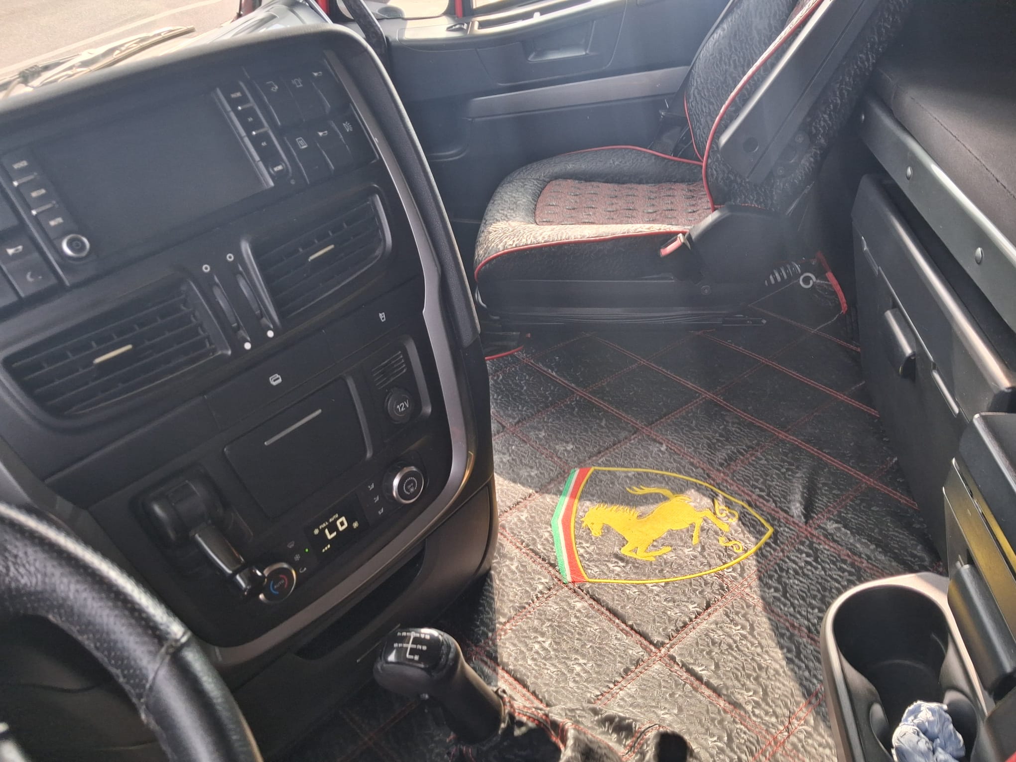 Iveco Stralis 560 TRATTORE EURO 6 CAMBIO MANUALE ZF - immagine 6