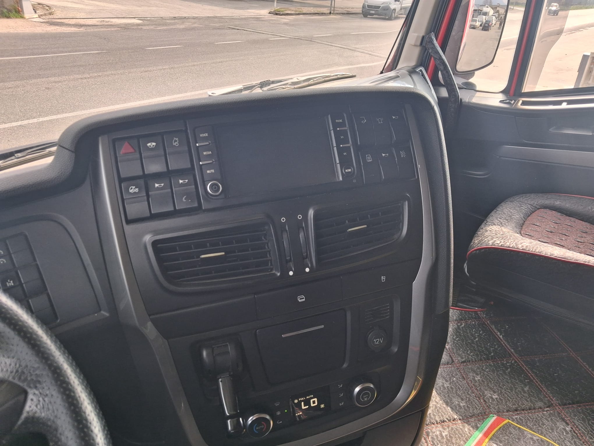 Iveco Stralis 560 TRATTORE EURO 6 CAMBIO MANUALE ZF - immagine 9