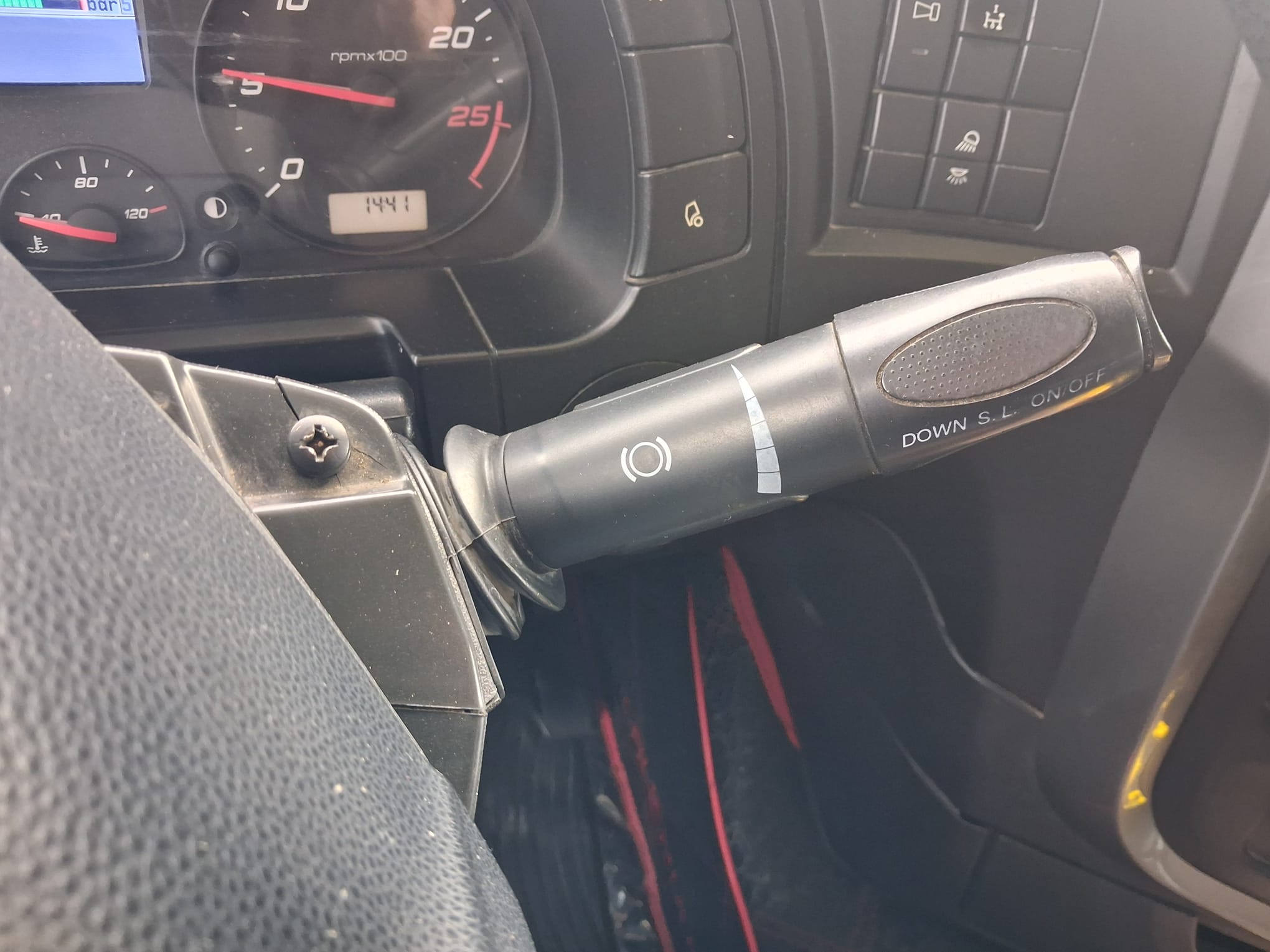 Iveco Stralis 560 TRATTORE EURO 6 CAMBIO MANUALE ZF - immagine 10