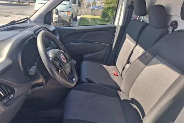 Fiat Doblò Furgonato 3 POSTI ANNO 2022 - immagine 4