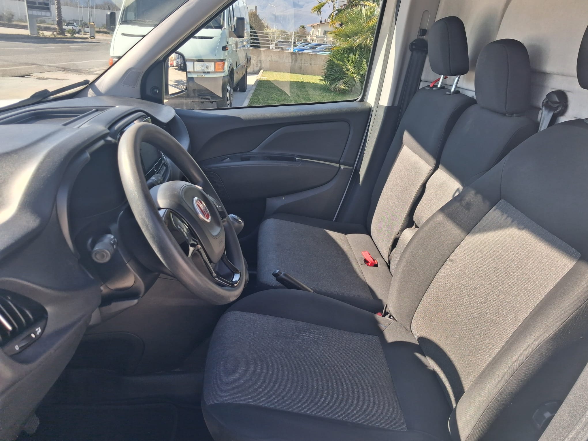 Fiat Doblò Furgonato 3 POSTI ANNO 2022 - immagine 4