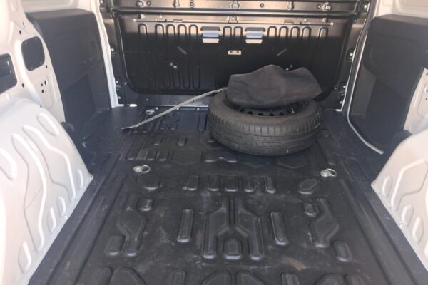 Fiat Doblò Furgonato 3 POSTI ANNO 2022 - immagine 8