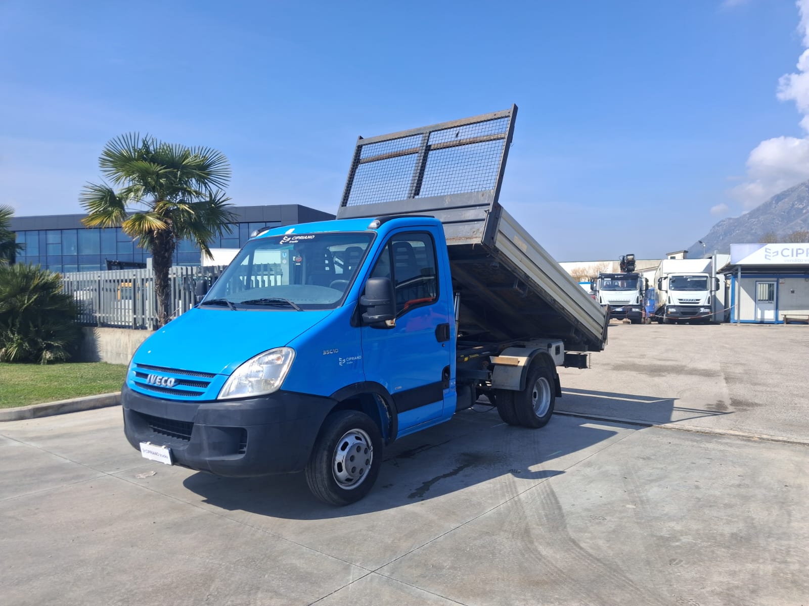 Iveco Daily RIBALTABILE TRILATERALE - immagine 5