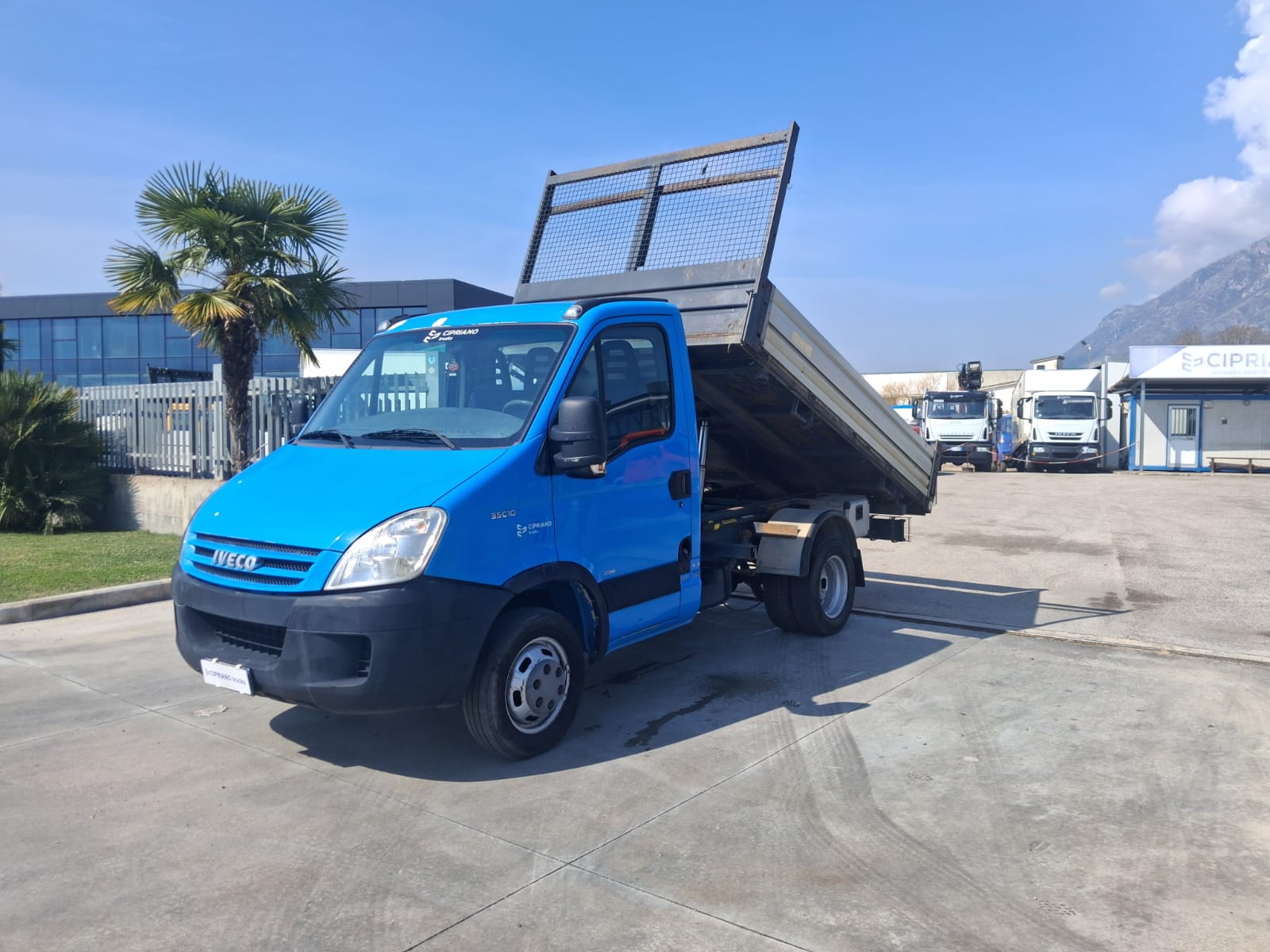 Iveco Daily RIBALTABILE TRILATERALE - immagine 7