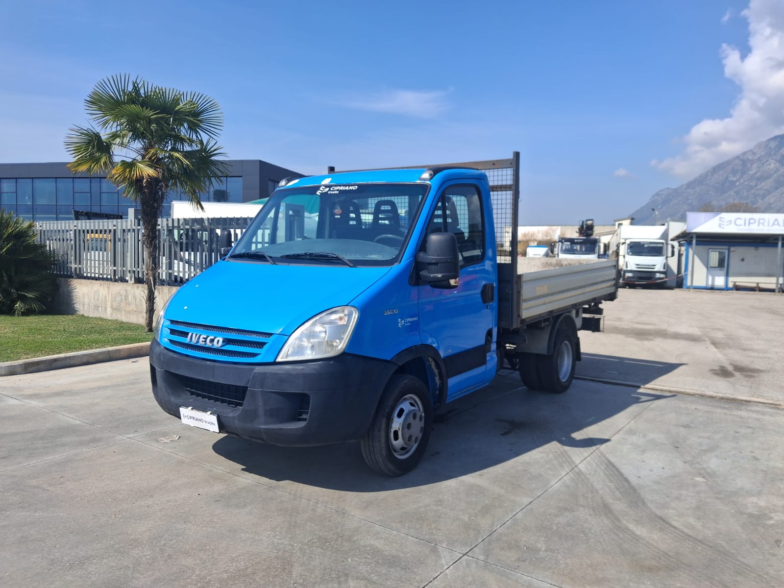 Iveco Daily RIBALTABILE TRILATERALE - immagine 9