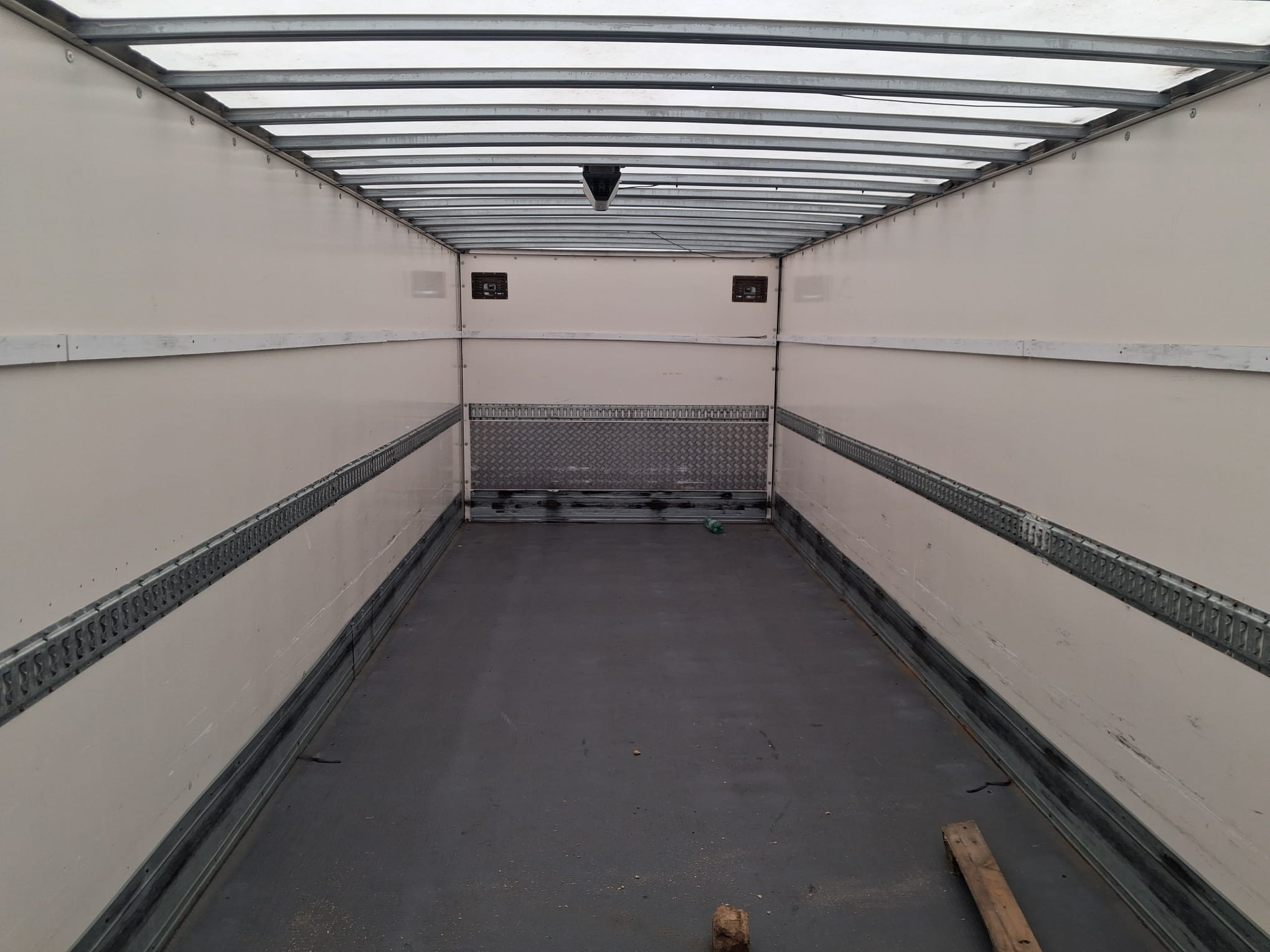 Iveco Eurocargo 160e22 Furgonato con Sponda - immagine 7