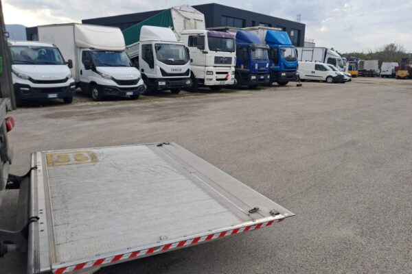 Iveco Eurocargo 160e22 Furgonato con Sponda - immagine 9
