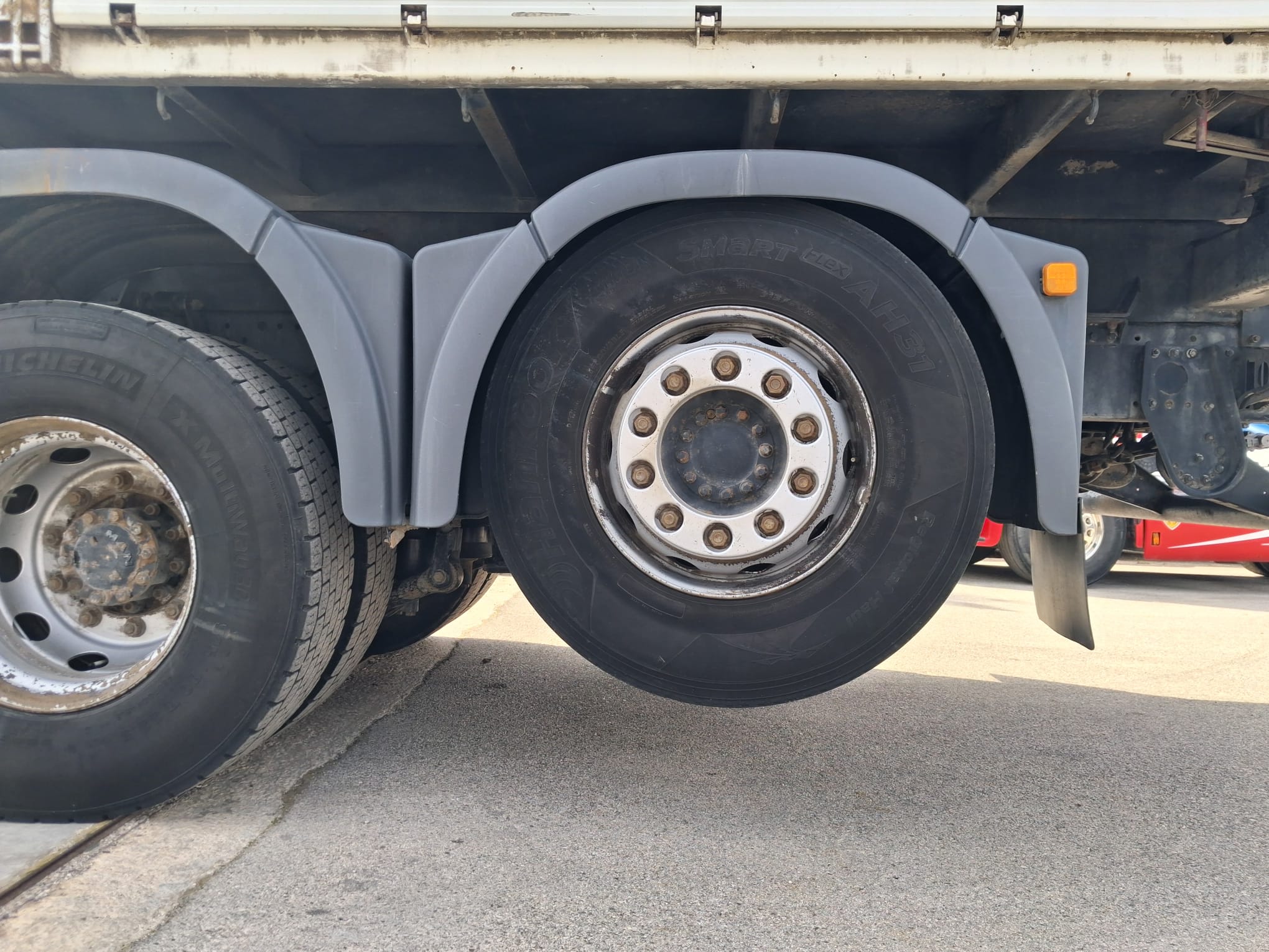 Man TGA 26.460 RIBALTABILE TRILAERALE TRASPORTO CEREALI - immagine 7