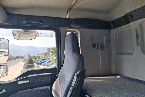 Man TGA 26.460 RIBALTABILE TRILAERALE TRASPORTO CEREALI - immagine 8