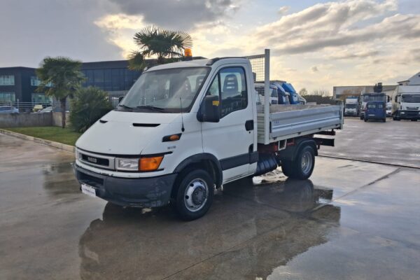 Iveco Daily 35c13 RIBALTABILE PASSO 3000 - immagine 3